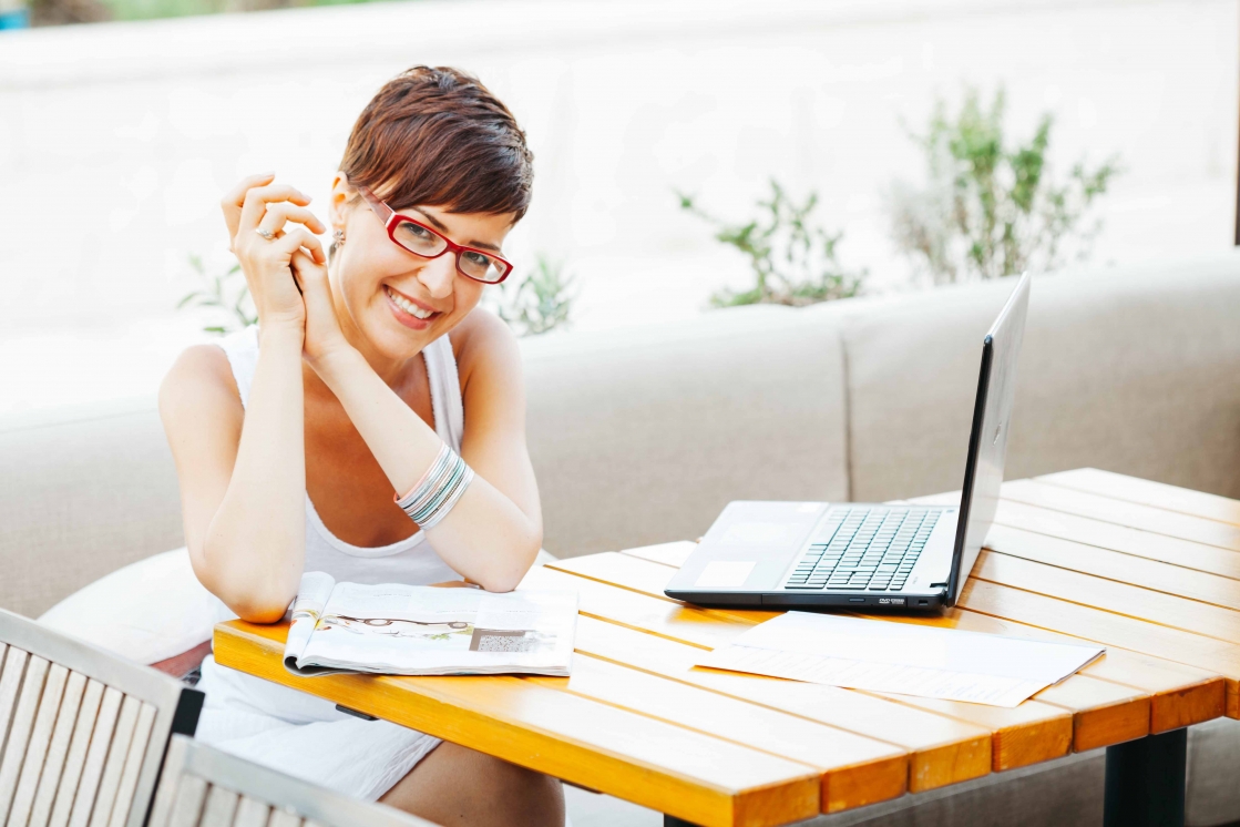 Do you know the difference between your credit score and credit report?